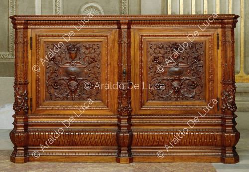 Cabinet with woodwork