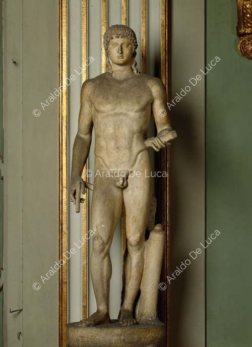 Archaic statue of Apollo