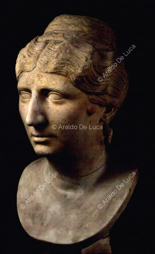 Retrato busto de Faustina Major