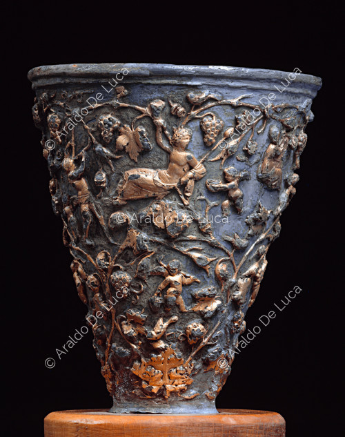 Vase en argent doré connu sous le nom de calice de Cupidon