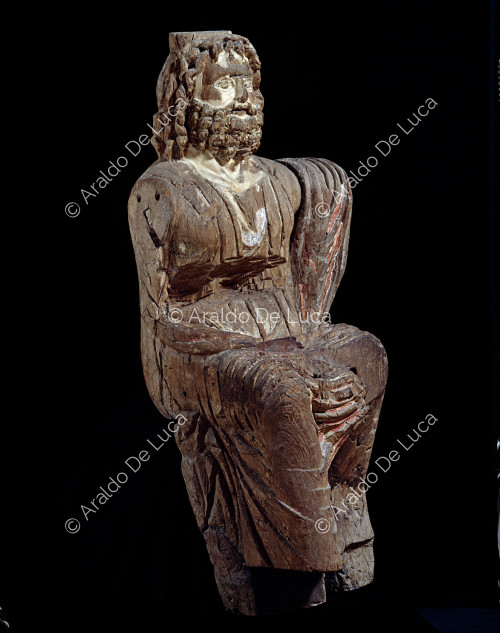Estatua de madera de Serapis