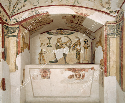 Tombe peinte de Tigrane : détail de la niche latérale