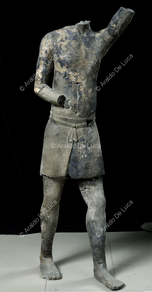 Ejército de Terracota. Estatua n.º 6, Acróbata