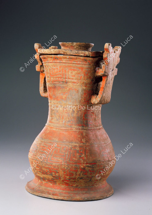 Terrakotta-Armee. Polychrome Vase mit zwei Henkeln - Hu-Ritual