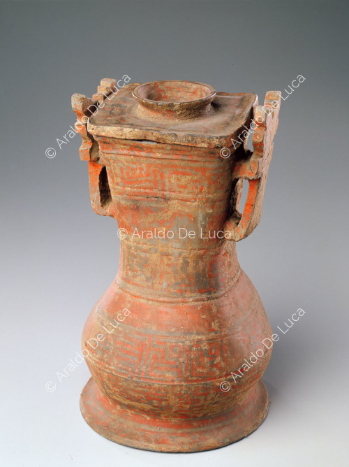 Terracotta Army. Two-handled polychrome vase - Hu ritual