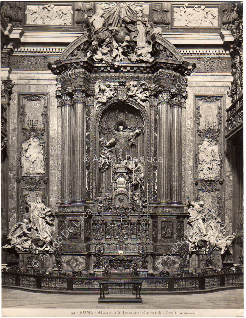 Roma Altare di A.Ignazio Chiesa del Gesù
