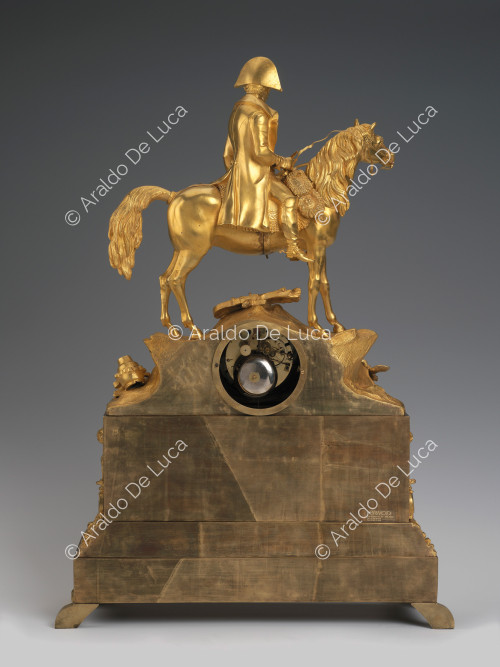 Napoleon on horseback - Table clock