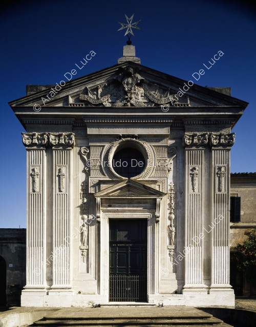 Iglesia de los Caballeros de Malta, fachada