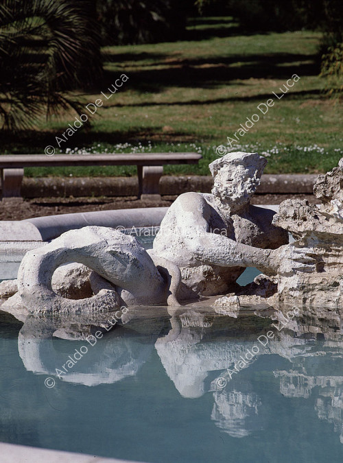 Fontana dei Tritoni, particolare