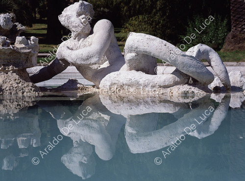 Fountain of the Tritons, detail