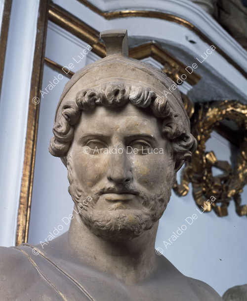 Statue von Hadrian als Mars