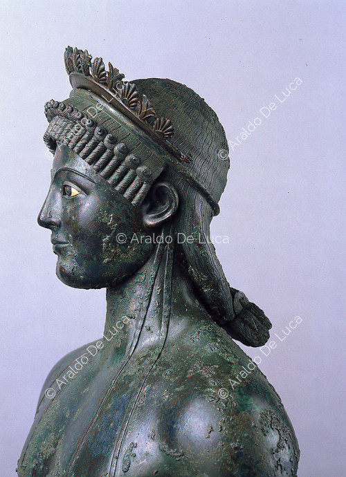 Detalle de la cabeza de la estatua de Efebo